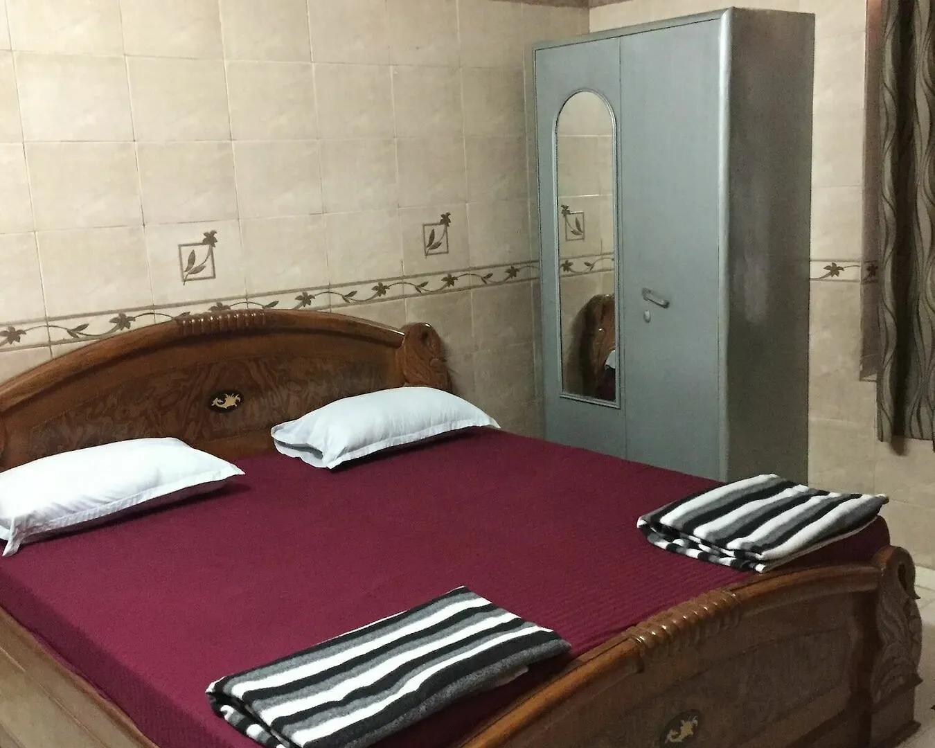 Royal Residency Hotel Delhi  Guest house Delhi (National Capital Territory of India)